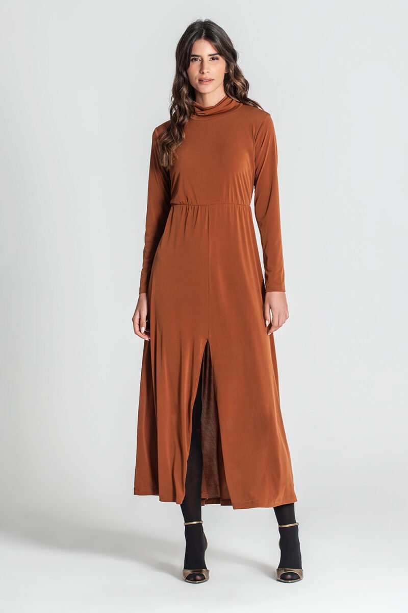 VESTIDO DE GOLA COM ABERTURA FRONTAL