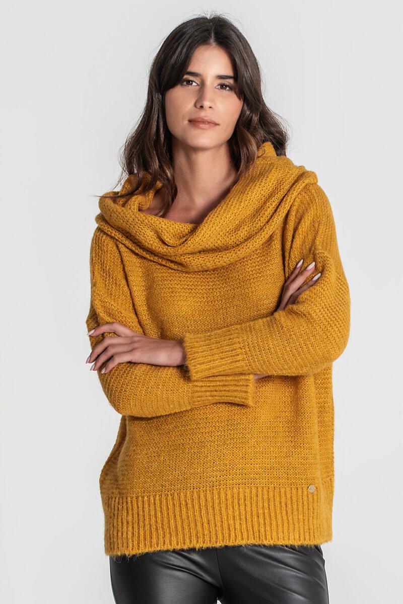 SWEATER DE GOLA LARGA