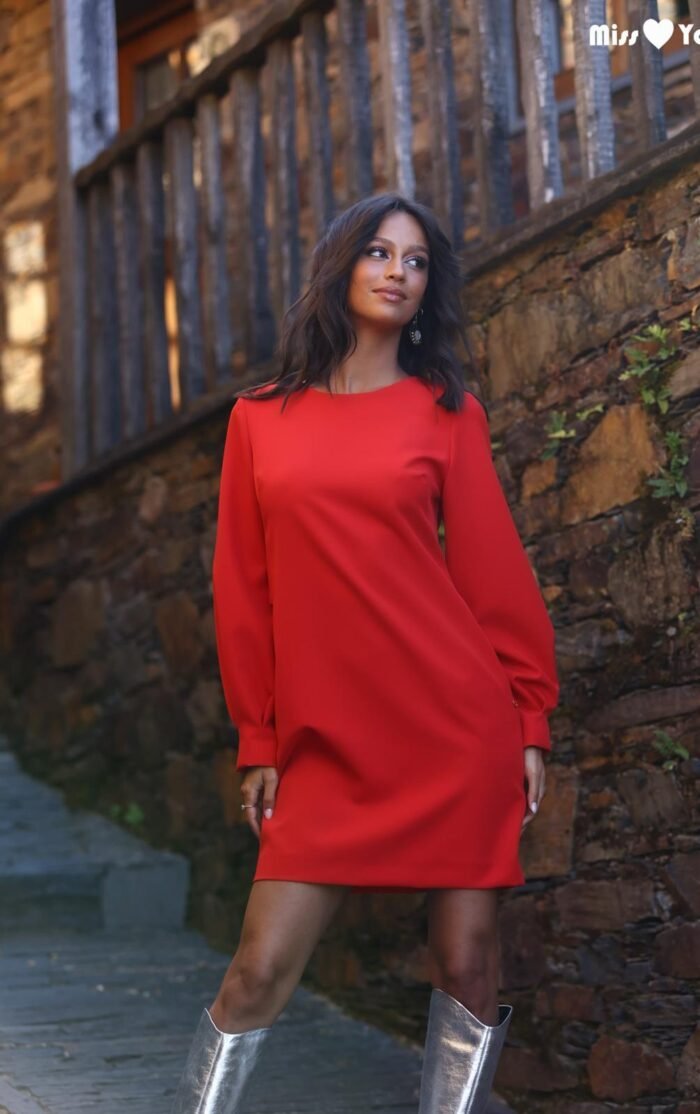 VESTIDO COM LAÇO