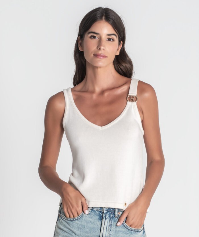 TOP DE MALHA COM PORMENOR DOURADO
