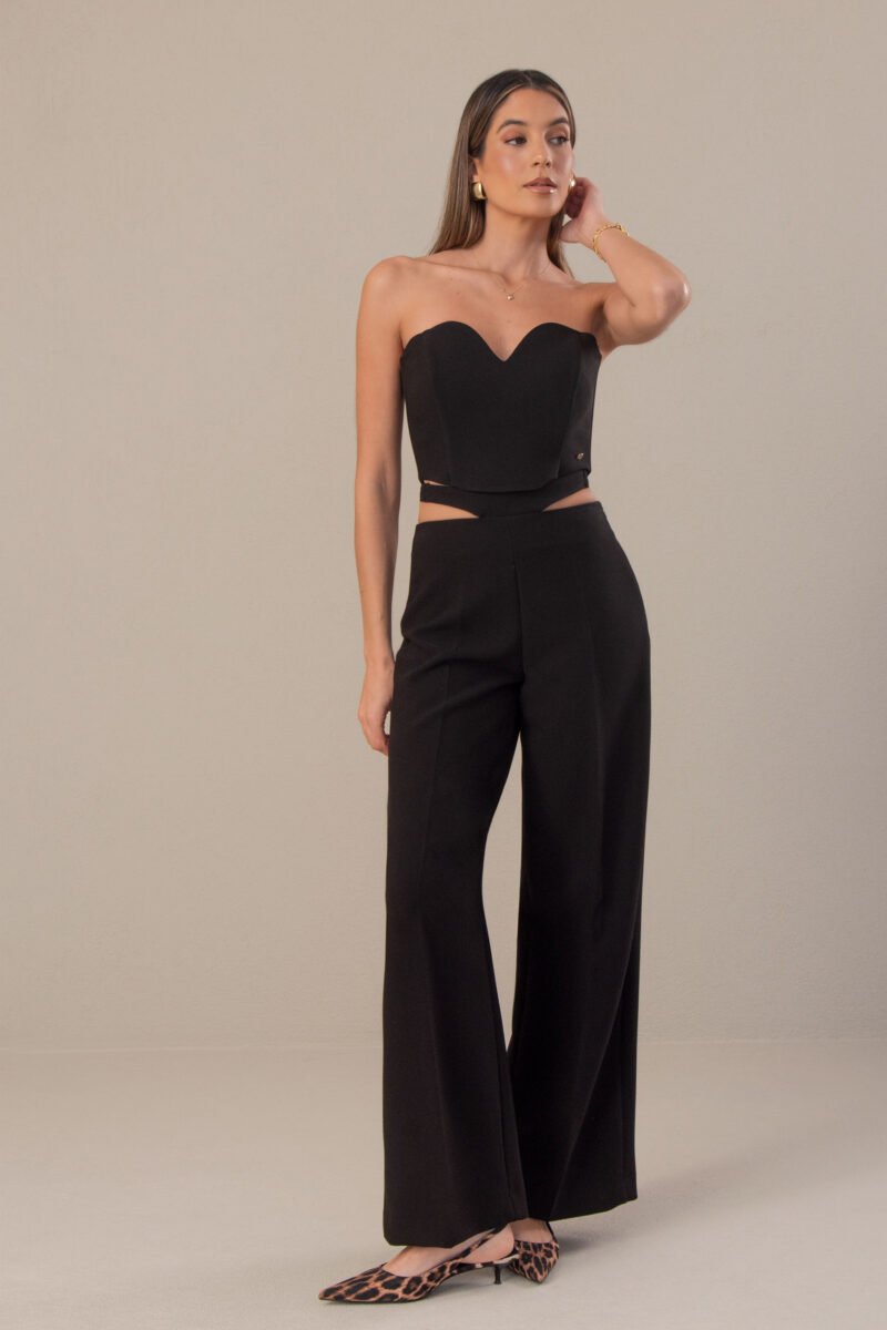 CALÇA CLÁSSICA WIDE LEG COM PORMENOR DE TIRA