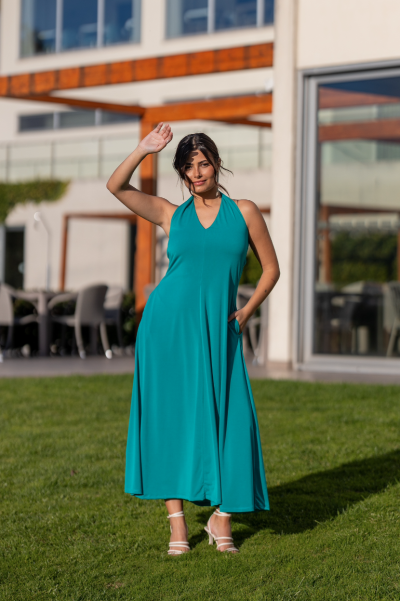 VESTIDO FLUÍDO COM DECOTE EM V