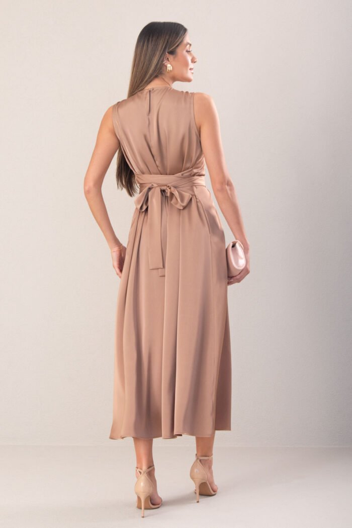 VESTIDO CLÁSSICO MIDI ACETINADO - Image 4