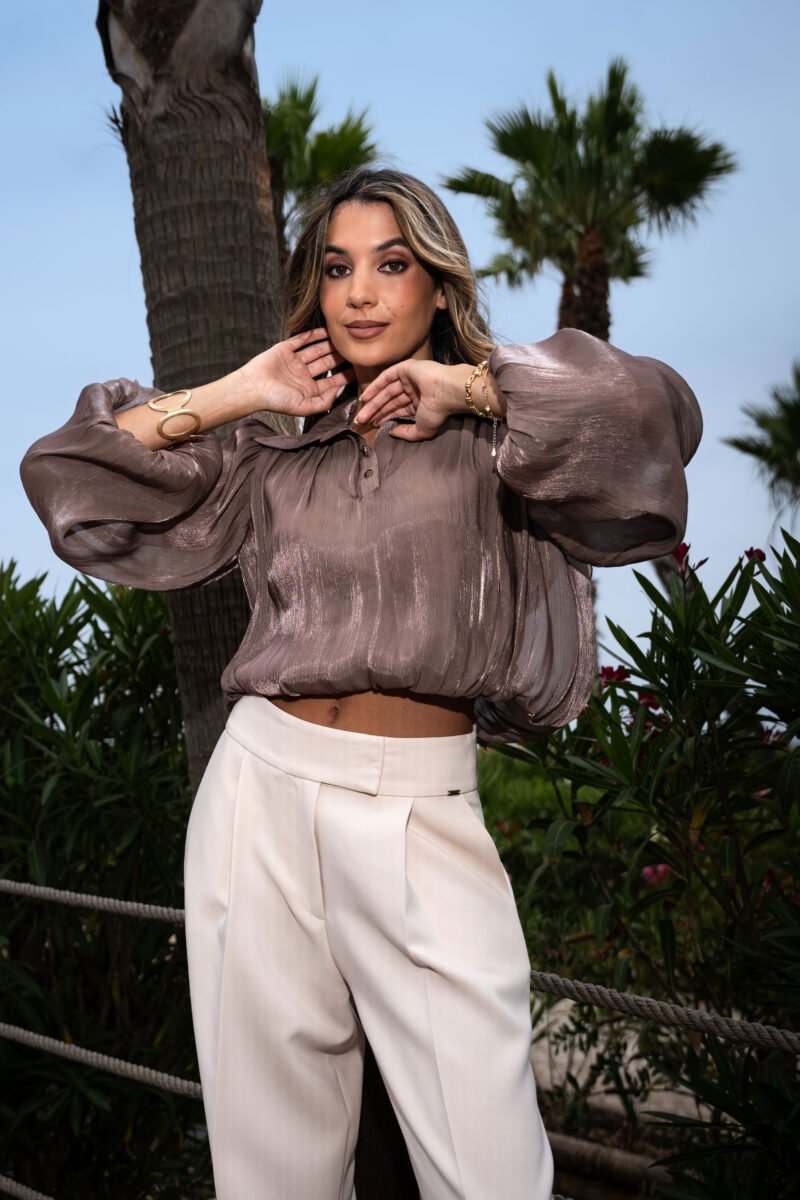 BLUSA CURTA ABALONADA